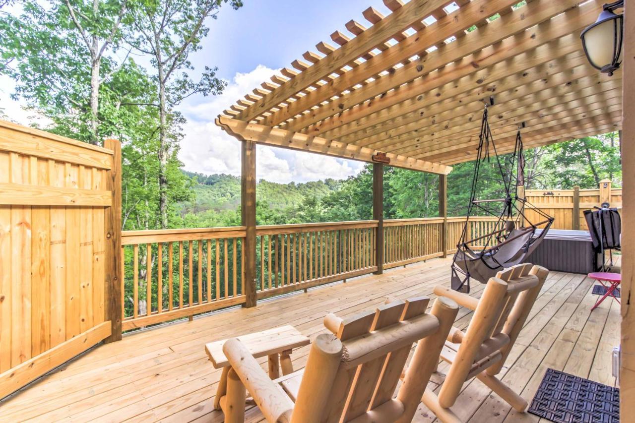 Private Sevierville Cabin With Mountain Views And Loft מראה חיצוני תמונה
